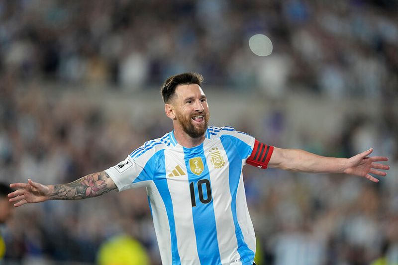messi-da-cho-argentin
