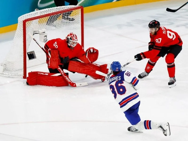 khuc con cau tren bang ice hockey la gi luat choi va cach tinh diem de hieu